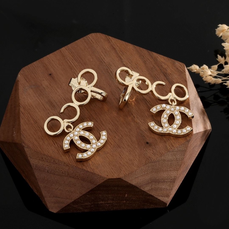 Ch**el earrings